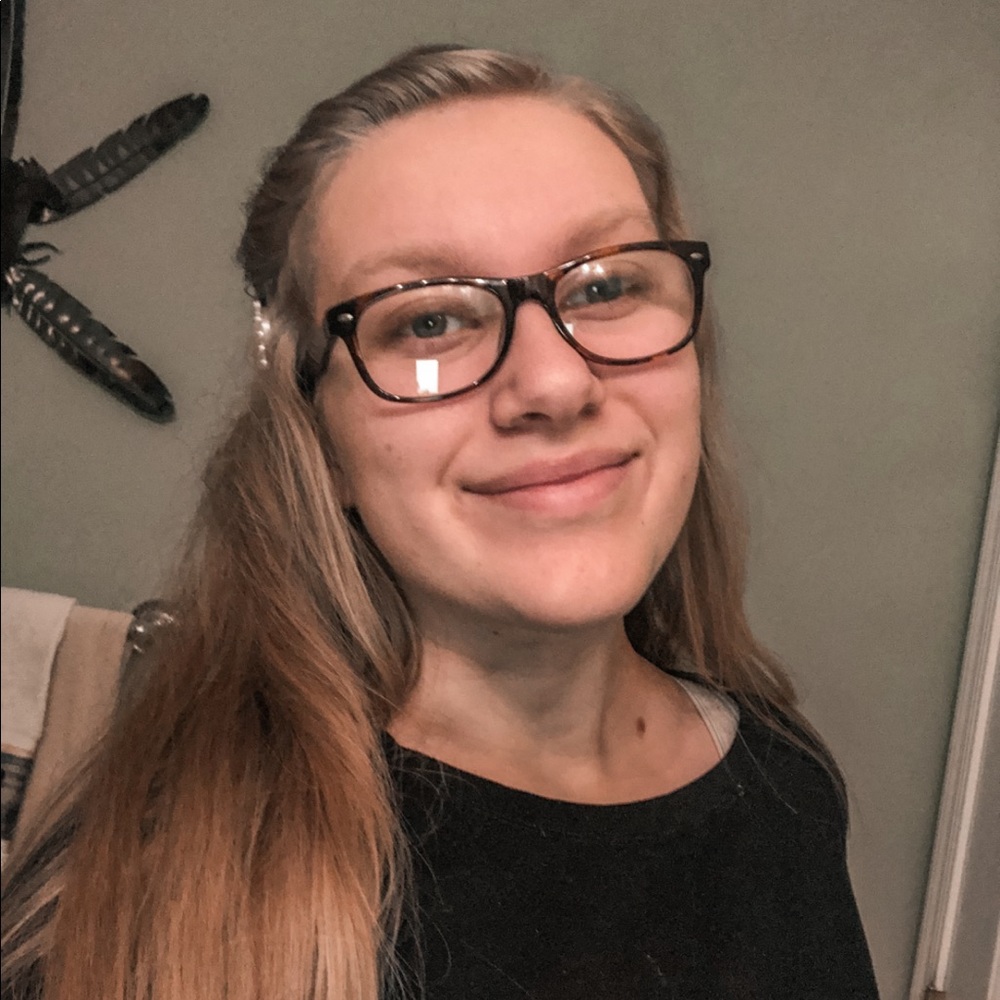 Meet your Posher, Mckayla